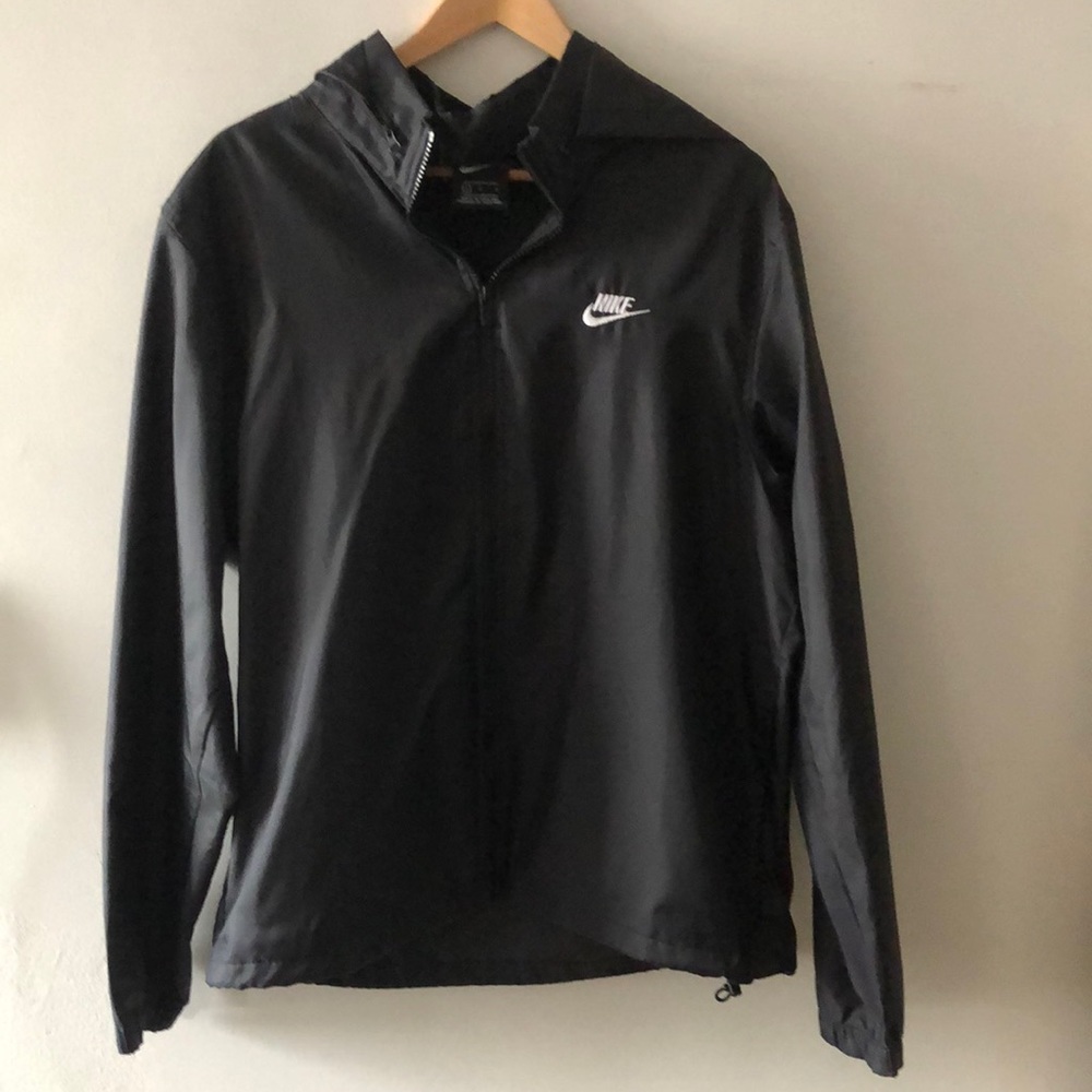 Nike hooded windbreaker Sz Large Color Black.